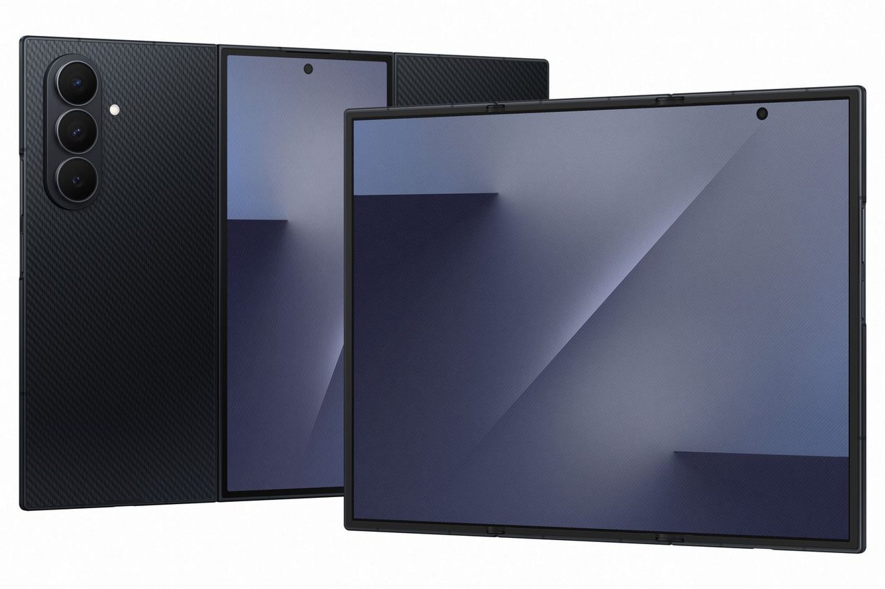 Galaxy Z TriFold išskleistas su 10 colių ekran