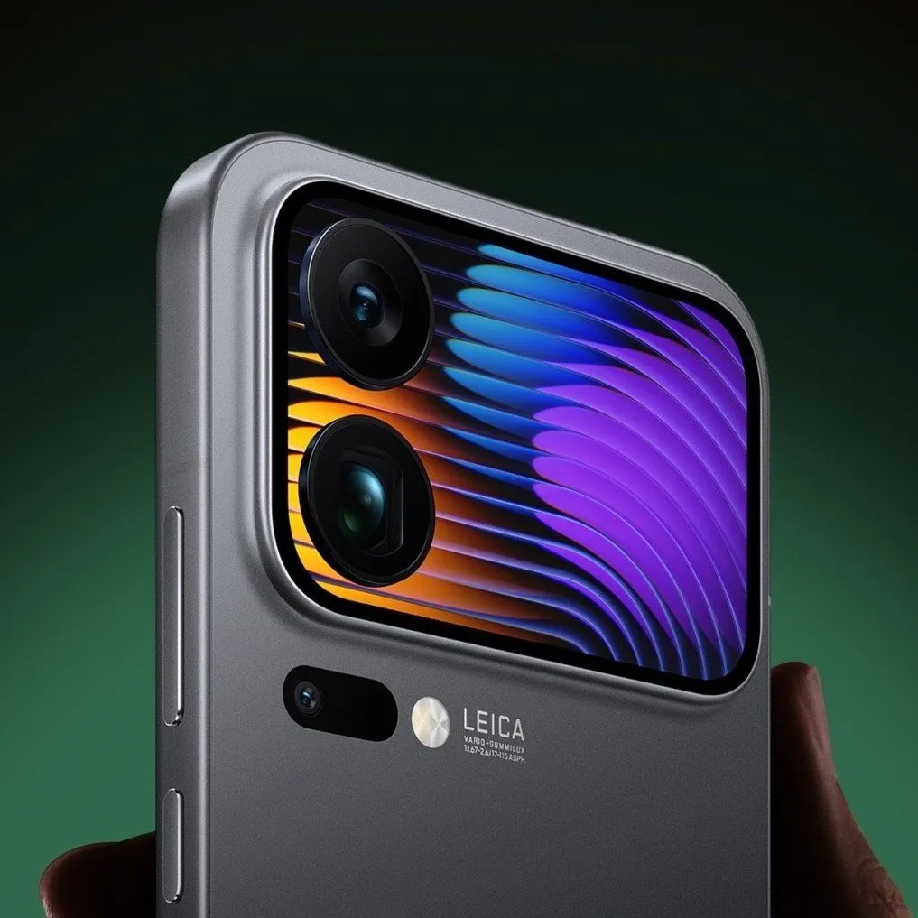 Xiaomi 17 Pro Max galinis ekranas